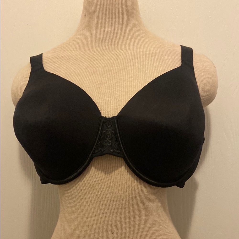 Vanity Fair Black Full-Coverage Bra with Molded Cups